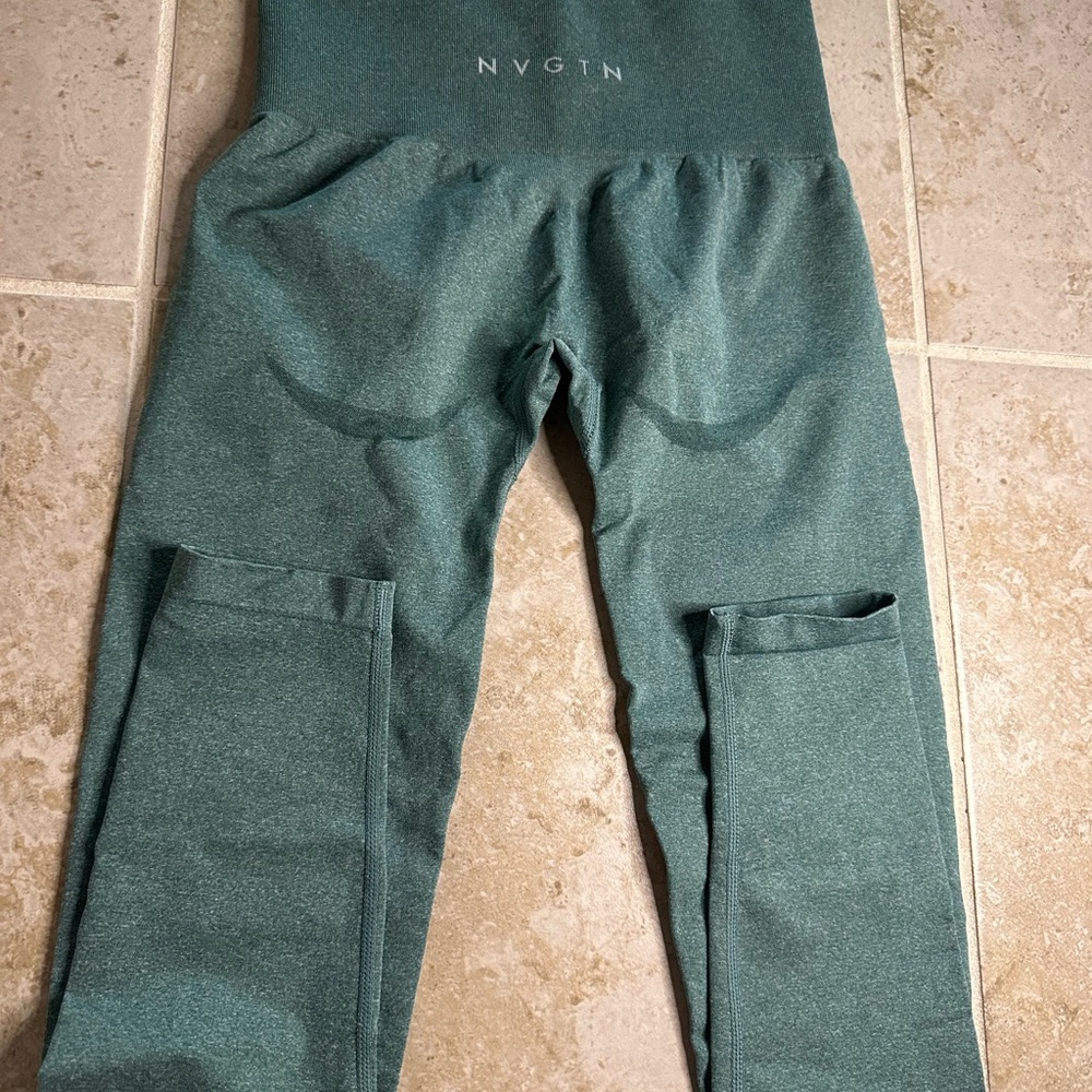 NVGTN Forest Green Curve Seamless Leggings